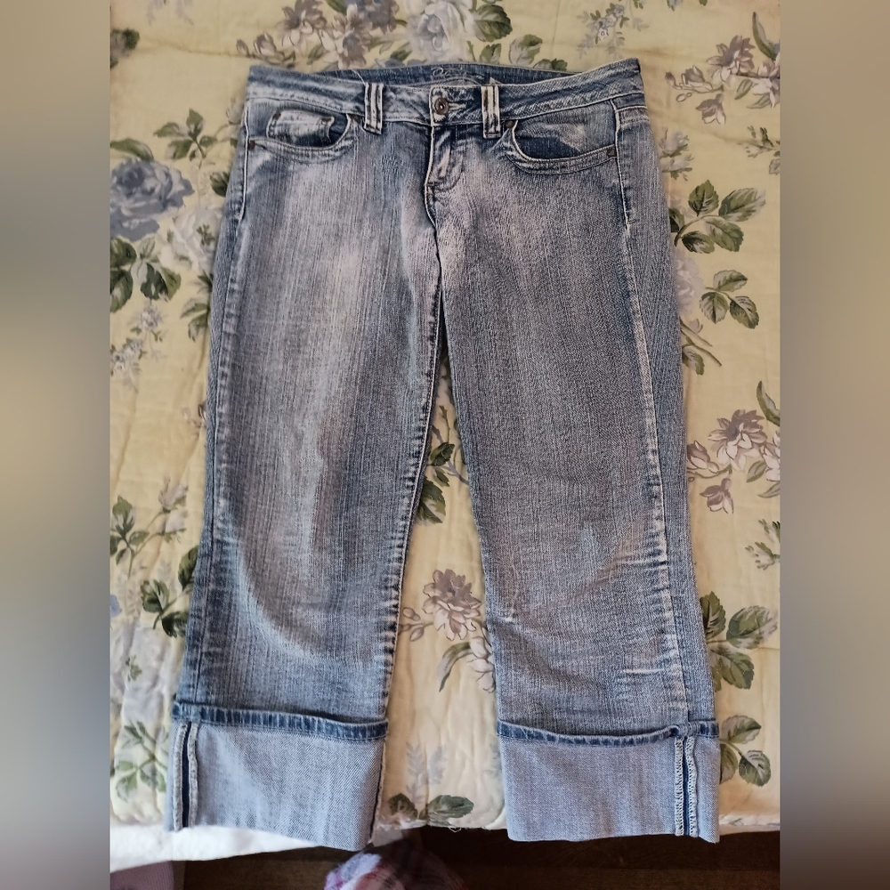Fusion Cropped Low rise jeans, size 9